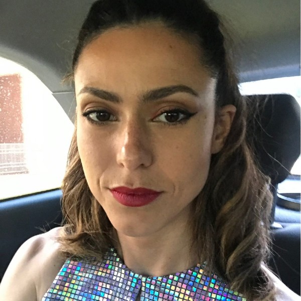 Automakeup social. 2020
Rosario, Santa Fe.