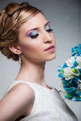 Maquillaje de novia en turquesa y rosa.
Producción para la revista Makeup Power